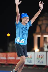 BIB: 40414
                            <button type="button" onclick="openModal(19777958)" class="btn btn-primary btn-sm float-right btn-popup" data-toggle="modal" data-target=".modal-high-quality">
                        <i class="fas fa-shopping-cart"></i> Add to Cart
                    </button>
                                            <button type="button" onclick="isThisMe(19777958, true)" class="btn btn-success btn-sm float-right btn-popup btn-isme hidden" data-toggle="tooltip" data-placement="bottom" title="นี่คือรูปของคุณใช่ไหม คลิกที่นี่เพื่อเอาเข้าอัลบั้ม">
                        <i class="fas fa-plus"></i> Add to album
                    </button>
                    <button type="button" onclick="isThisMe(19777958, false)" class="btn btn-warning btn-sm float-right btn-popup btn-isnotme hidden">
                        <i class="fas fa-ban"></i> Remove from album
                    </button>